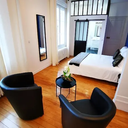 Chez Hortense Couette-café 3*